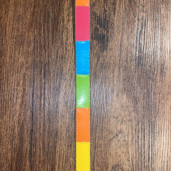 Elite Fresno California Multi-colored Belt - Picture 3 of 9